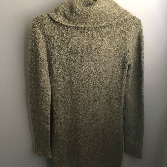 Kenzie - Picture 3 of 5